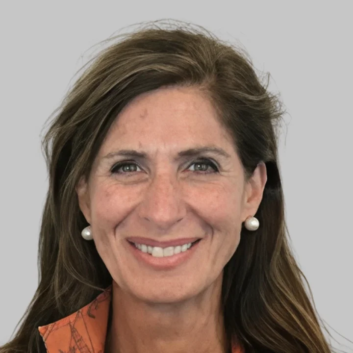 Lynn Harrington